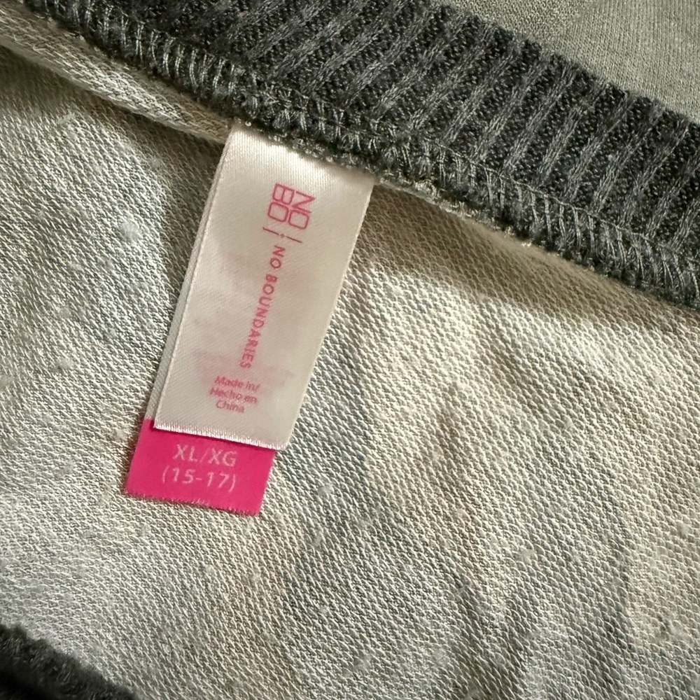 No Boundaries Camo Full Zip Top - Picture 7 of 7